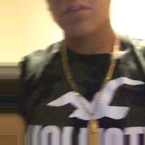 Meet your Posher, Luis